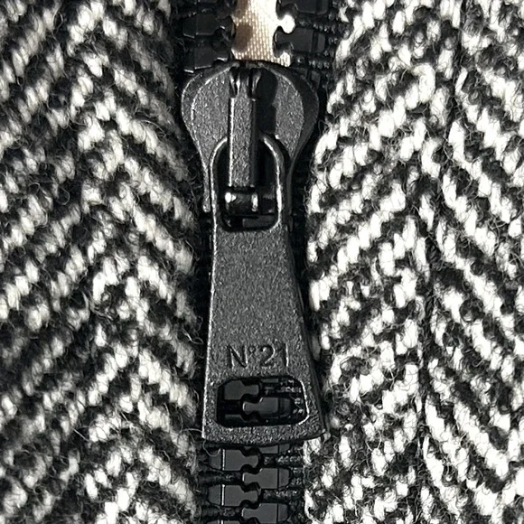 No.21 Herringbone Jacket - Picture 6 of 6